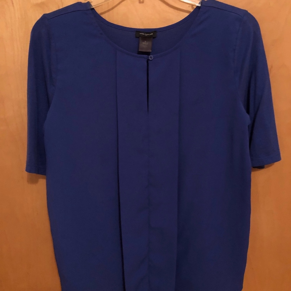 💕 SALE 💕 Ann Taylor top